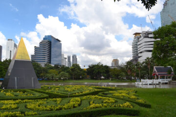 Benchasiri Park - At Sukhumvit