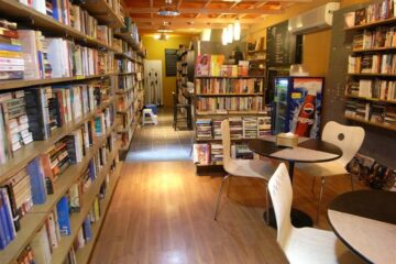 Dasa Book Cafe - At Sukhumvit