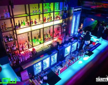 Glow Nightclub - At Sukhumvit