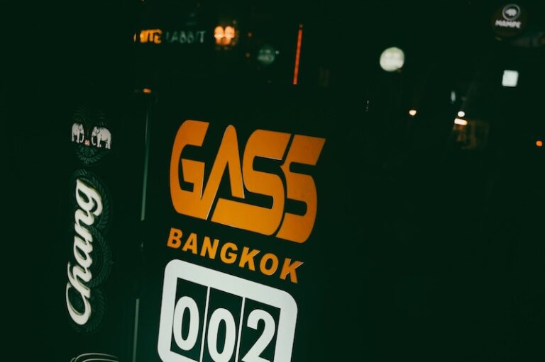 wheninsiam-gassbangkok