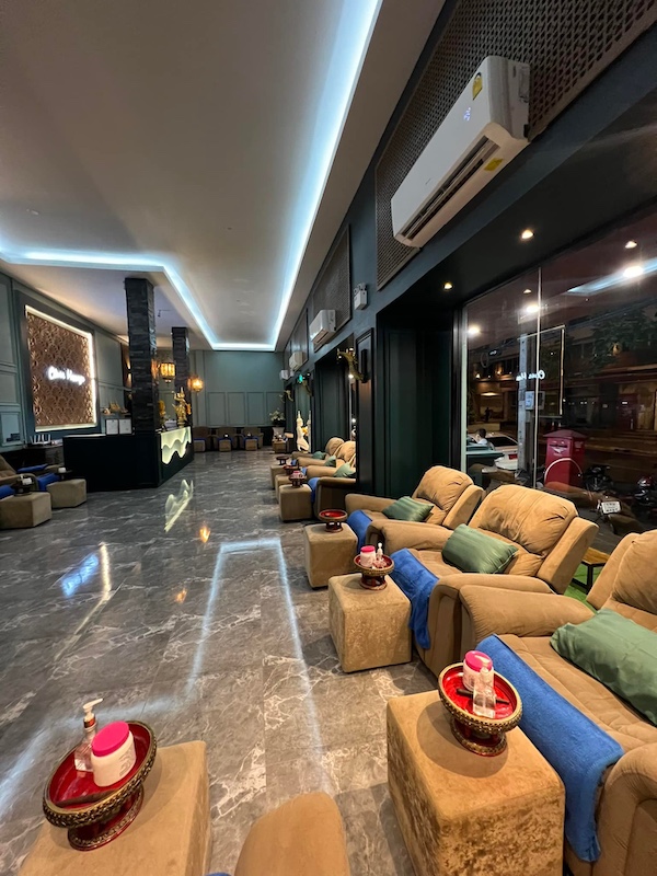 wheninsiam_oliviamassage